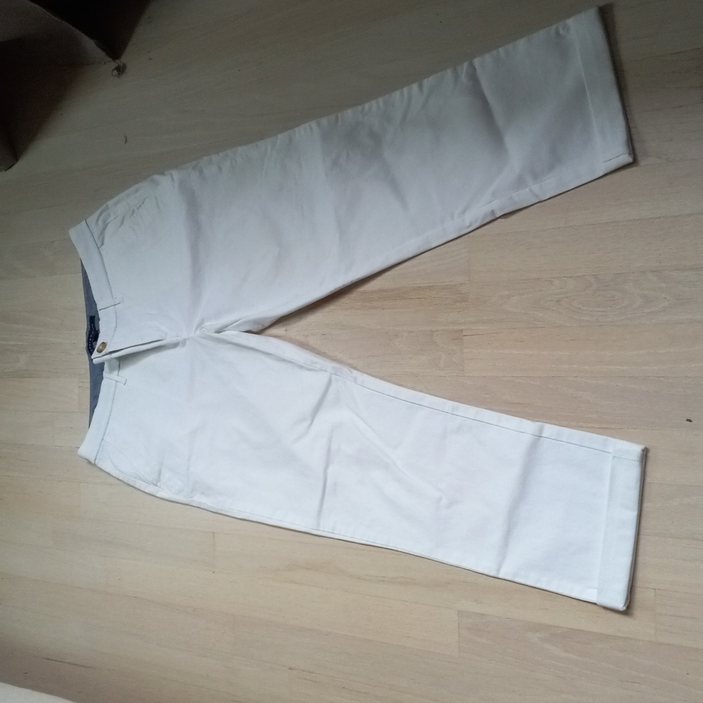 Capri pants